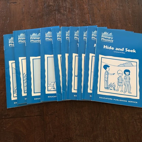 Primary phonics set 1-3 nearly complete 🍎great for early readers 📕📗📘 - Picture 3 of 4